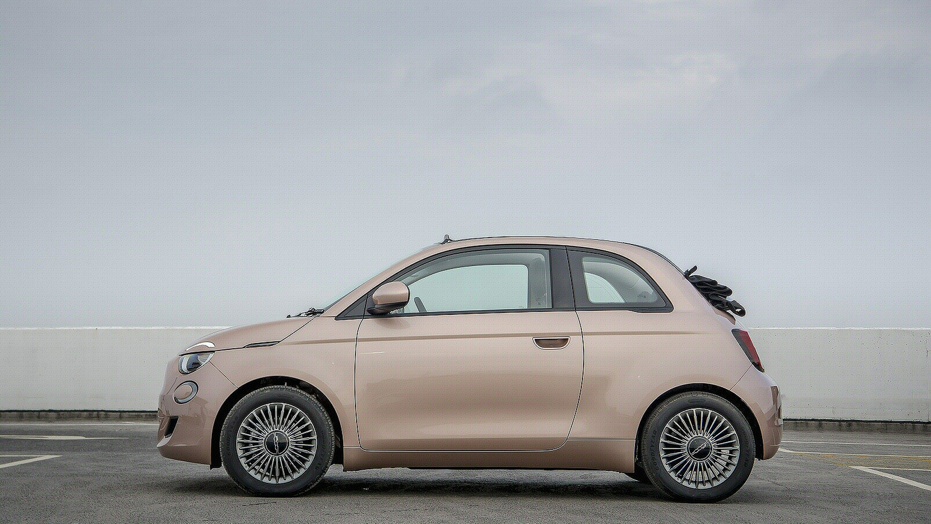 FIAT 500 ELECTRIC CABRIO 87kW La Prima 42kWh 2dr Auto