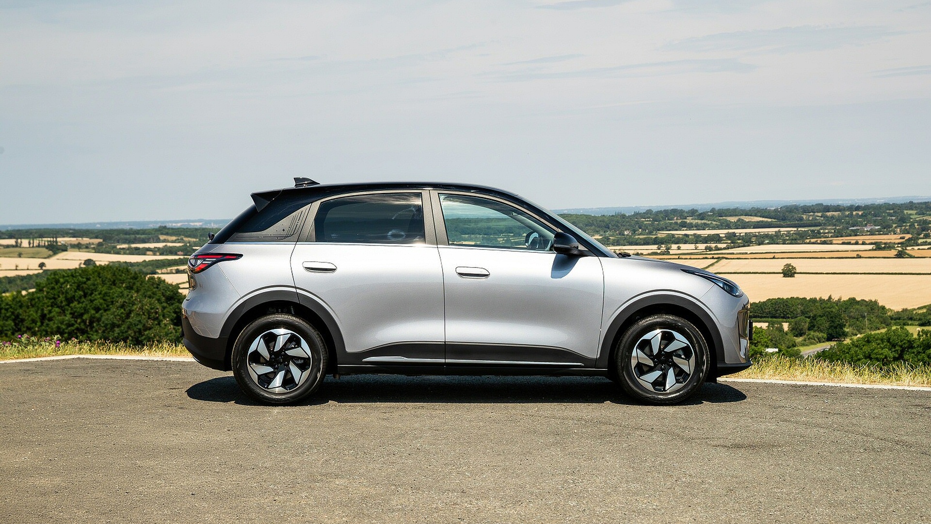 GEELY EX2 HATCHBACK 85kW Max 47kWh 5dr Auto