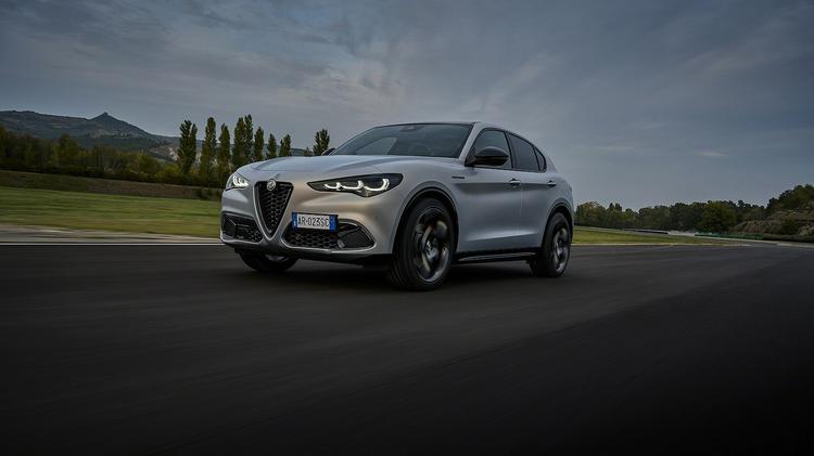 ALFA ROMEO STELVIO ESTATE 2.0 Turbo 280 Sprint 5dr AWD Auto