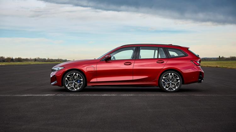 BMW 3 SERIES TOURING 320i Sport 5dr Step Auto