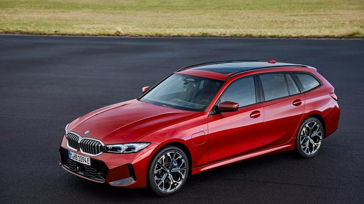 BMW 3 SERIES TOURING 320i Sport 5dr Step Auto