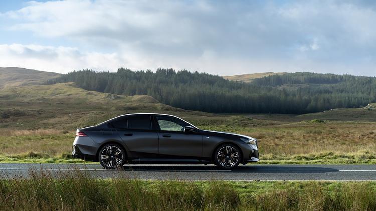 BMW I5 SALOON 442kW M60 xDrive 84kWh 4dr Auto
