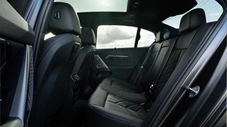 BMW I5 SALOON 442kW M60 xDrive 84kWh 4dr Auto
