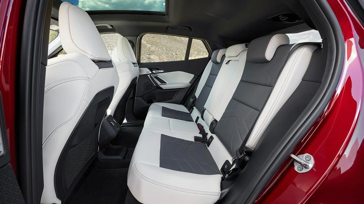 BMW iX2 ELECTRIC HATCHBACK 230kW xDrive30 M Sport 65kWh 5dr Auto