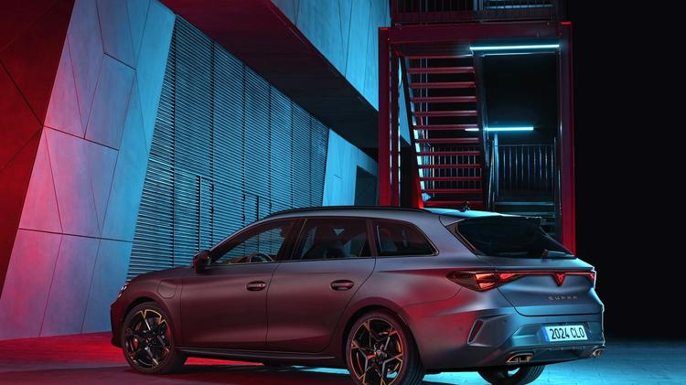 CUPRA LEON ESTATE 1.5 eHybrid 204 V1 5dr DSG