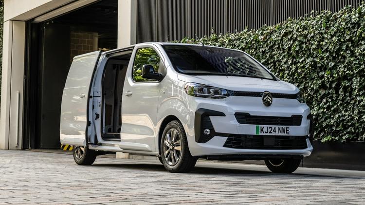 CITROEN DISPATCH M DIESEL SPECIAL EDITION 2.2 D 180ps Van VTR EAT8