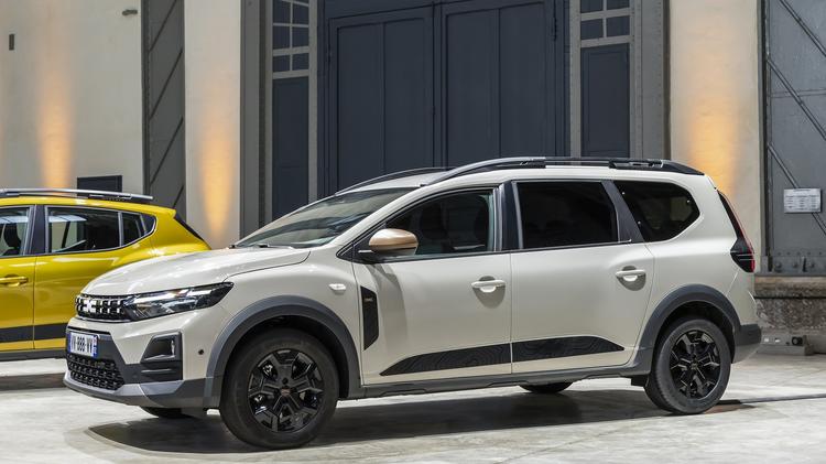 DACIA JOGGER ESTATE 1.0 TCe Expression 5dr