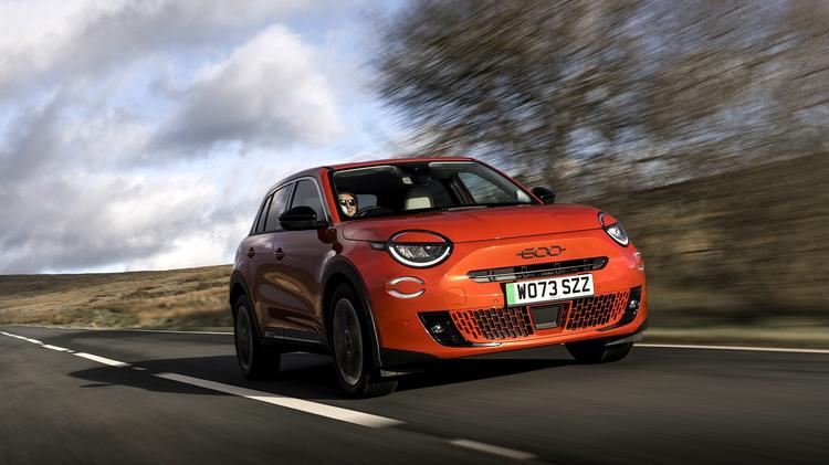 FIAT 600e ELECTRIC HATCHBACK 115kW La Prima 54kWh 5dr Auto