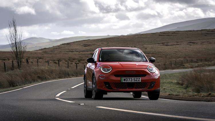 FIAT 600e ELECTRIC HATCHBACK 115kW La Prima 54kWh 5dr Auto