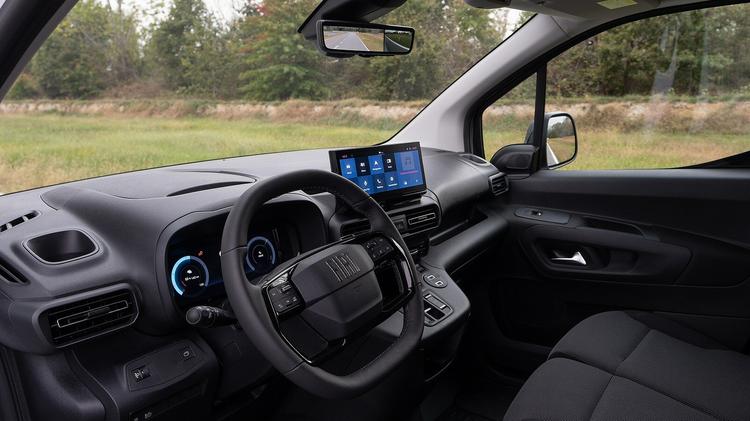 FIAT DOBLO L2 DIESEL 1.5 Multijet 130 H1 Van Primo Auto