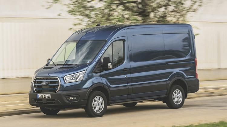 FORD TRANSIT 350 L3 DIESEL RWD 2.0 EcoBlue 130ps H2 HD Emissions Leader Van