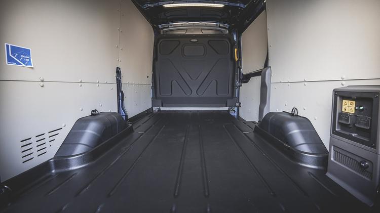 FORD TRANSIT 350 L3 DIESEL RWD 2.0 EcoBlue 130ps H2 HD Emissions Leader Van