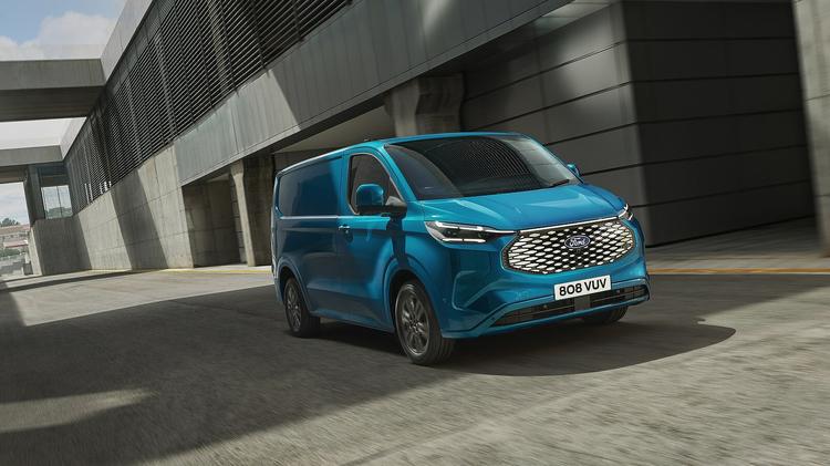 FORD TRANSIT CUSTOM 100kW 71kWh H1 Van Trend Auto