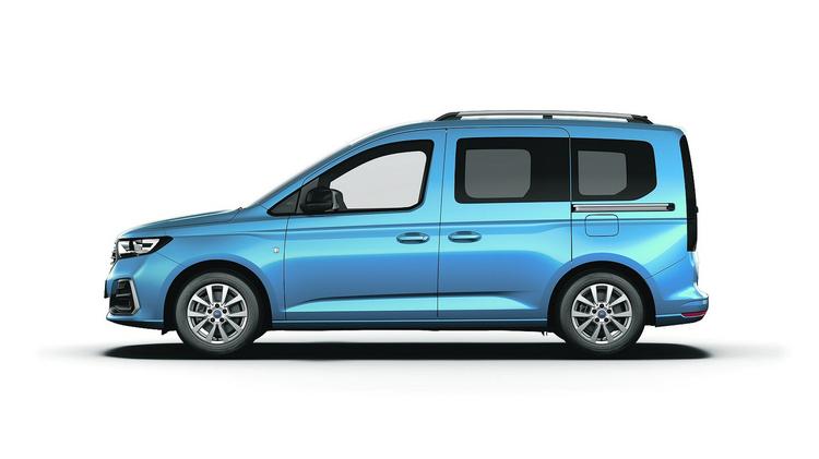 FORD TOURNEO CONNECT DIESEL ESTATE 2.0 EcoBlue Titanium 5dr Auto