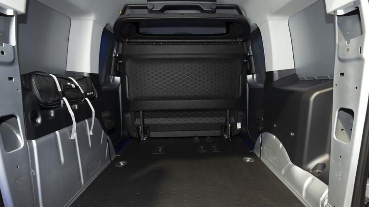 FORD TRANSIT CONNECT 240 L1 PETROL 1.5 EcoBoost PHEV 150 Limited Van Auto
