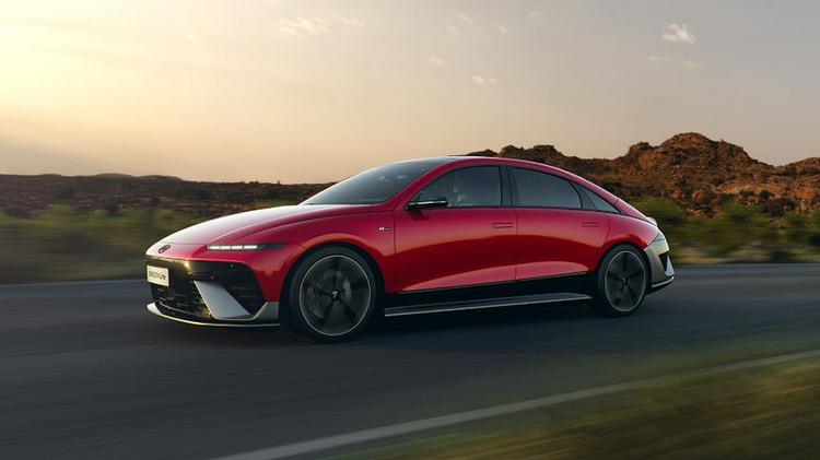 HYUNDAI IONIQ 6 ELECTRIC SALOON 168kW Ultimate 77kWh 4dr Auto