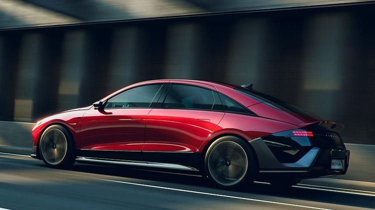 HYUNDAI IONIQ 6 ELECTRIC SALOON 168kW Ultimate 77kWh 4dr Auto