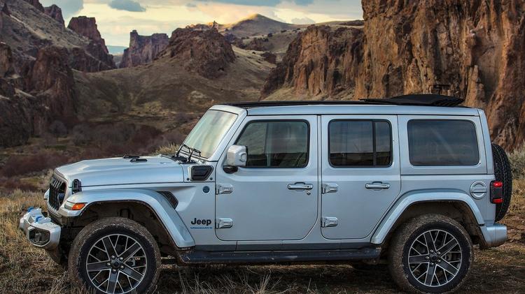 JEEP WRANGLER HARD TOP 2.0 GME Sahara 4dr Auto8