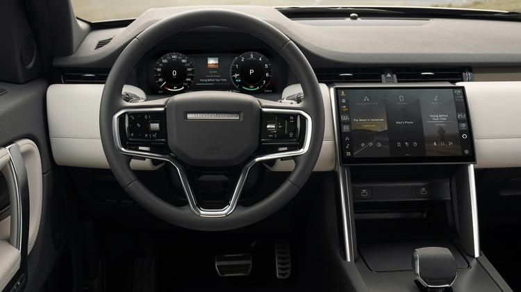 LAND ROVER DISCOVERY SPORT DIESEL SW 2.0 D200 Dynamic SE 5dr Auto [5 Seat]