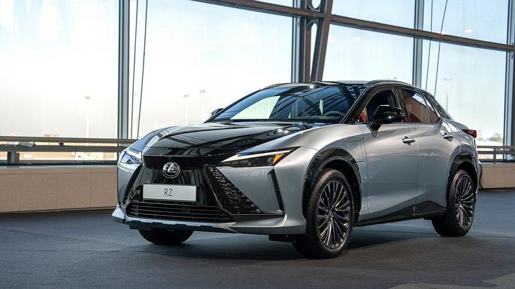 LEXUS RZ ELECTRIC ESTATE 450e 230kW Direct4 71.4 kWh 5dr Auto [Premium +]