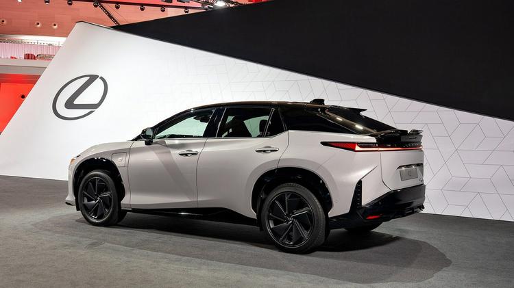 LEXUS RZ ELECTRIC ESTATE 450e 230kW Direct4 71.4 kWh 5dr Auto [Premium +]