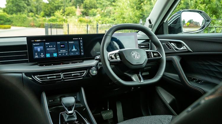 MG MOTOR UK HS HATCHBACK 1.5 T-GDI PHEV SE 5dr Auto