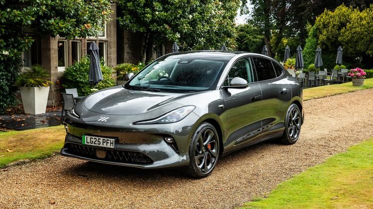 MG MOTOR UK IM6 300kW Long Range 100kWh 5dr Auto