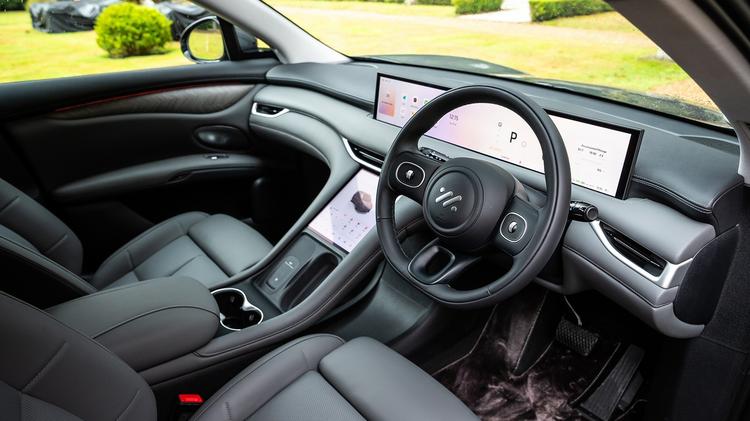 MG MOTOR UK IM6 ELECTRIC ESTATE 300kW Long Range 100kWh 5dr Auto