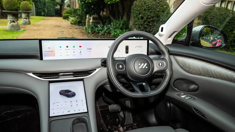 MG MOTOR UK IM6 ELECTRIC ESTATE 300kW Long Range 100kWh 5dr Auto