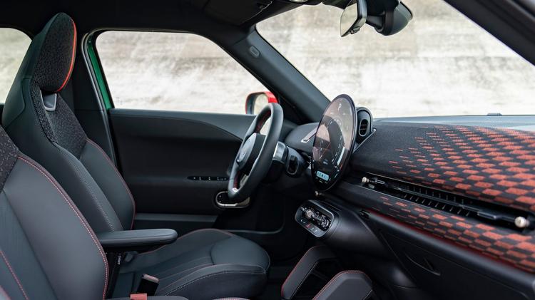 MINI ACEMAN ELECTRIC HATCHBACK 135kW E Sport [Level 3] 43kWh 5dr Auto