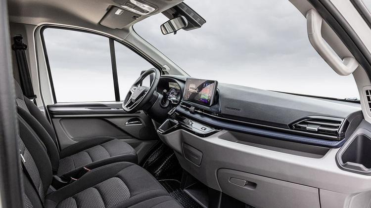 MAXUS DELIVER 7 L2 DIESEL FWD 2.0 D20 H1 Van