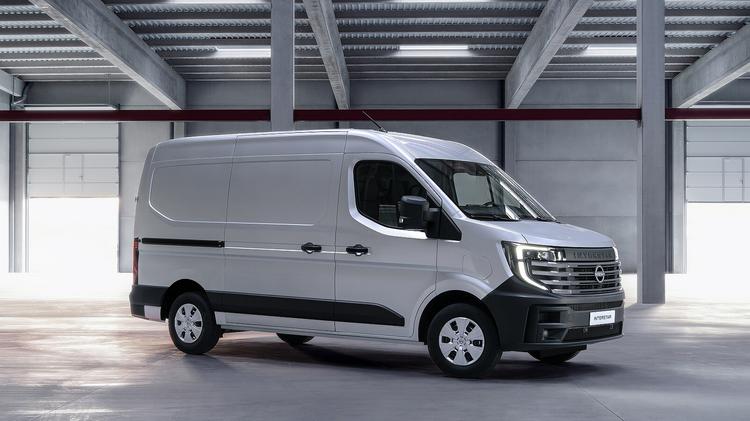 NISSAN INTERSTAR F35 L3 ELECTRIC 105kW 87kWh Acenta Dropside Auto