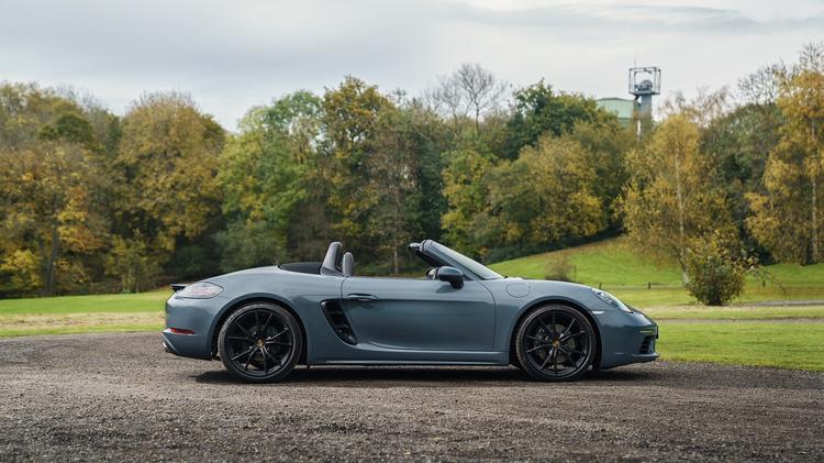 PORSCHE 718 BOXSTER ROADSTER SPECIAL EDITION 2.0 Style Edition 2dr PDK