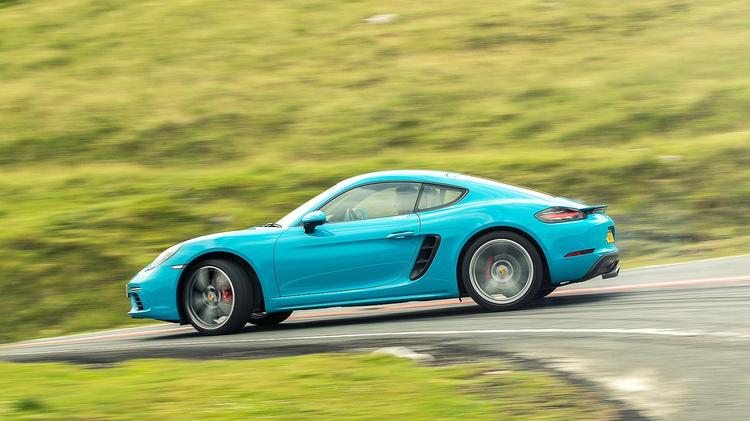 PORSCHE 718 CAYMAN COUPE 2.0 2dr