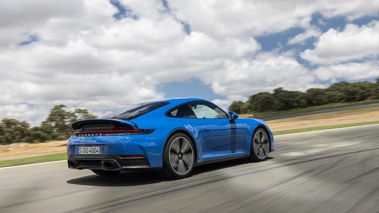 PORSCHE 911 [992] CARRERA COUPE 2dr PDK [4 Seat]