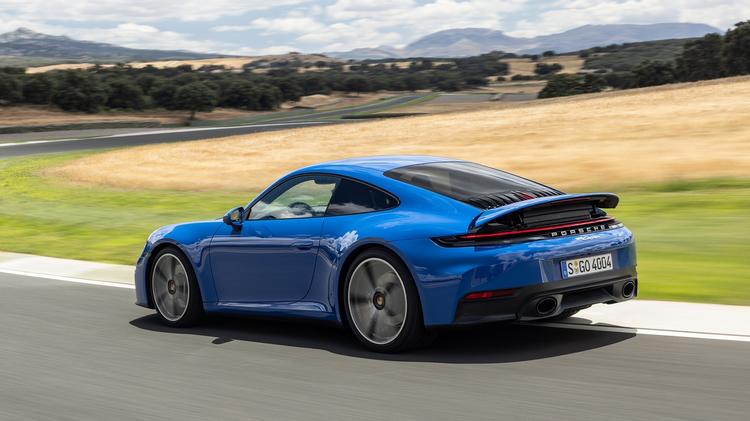 PORSCHE 911 [992] CARRERA COUPE 2dr PDK [4 Seat]