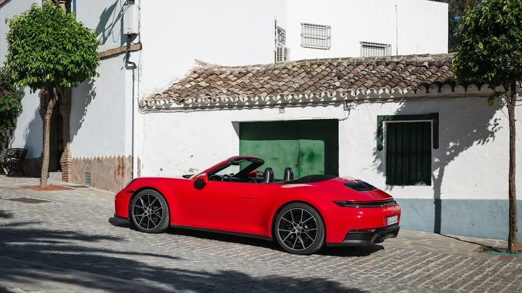 PORSCHE 911 [992] CARRERA CABRIOLET 2dr PDK