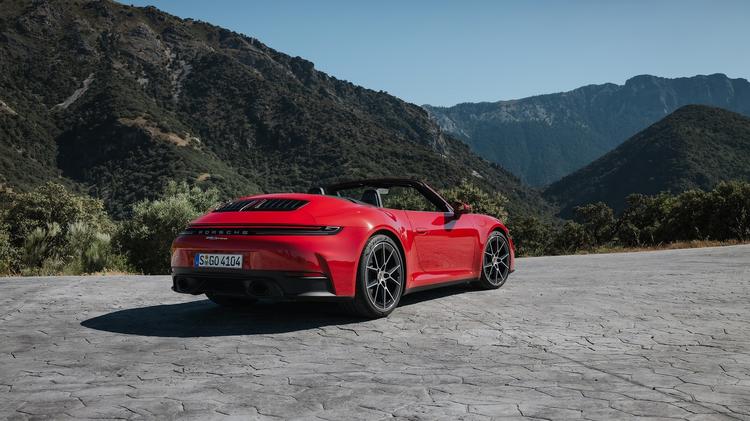 PORSCHE 911 [992] CARRERA CABRIOLET 2dr PDK