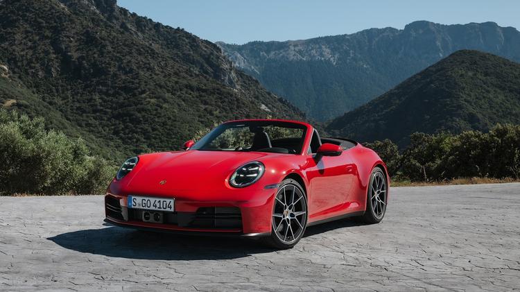 PORSCHE 911 2dr PDK