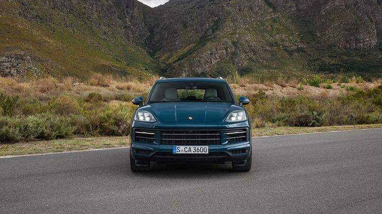 PORSCHE CAYENNE ESTATE S 5dr Tiptronic S