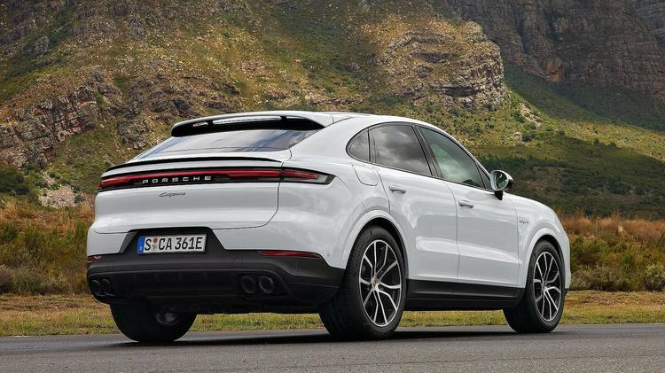 PORSCHE CAYENNE COUPE E-Hybrid 5dr Tiptronic S [5 Seat]