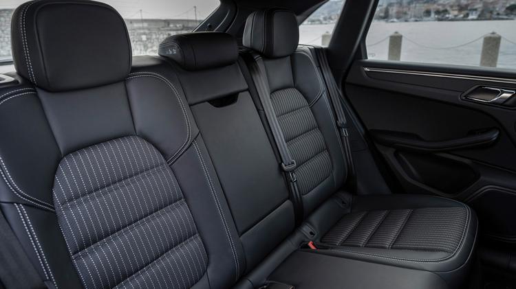 PORSCHE MACAN ESTATE T 5dr PDK