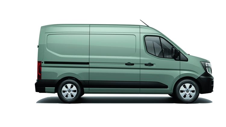 RENAULT MASTER E-TECH LWB ELECTRIC FWD LL35 104kW 87kWh Advance Low Roof Chassis Cab Auto
