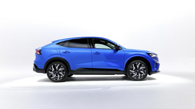 RENAULT RAFALE ESTATE E-Tech Full Hybrid Techno 5dr Auto
