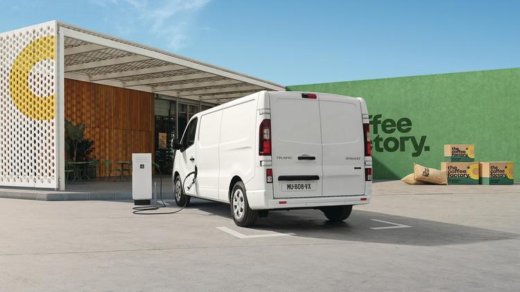 RENAULT TRAFIC E-TECH LWB ELECTRIC LH30 90kW 52kWh Advance High Roof Van Auto