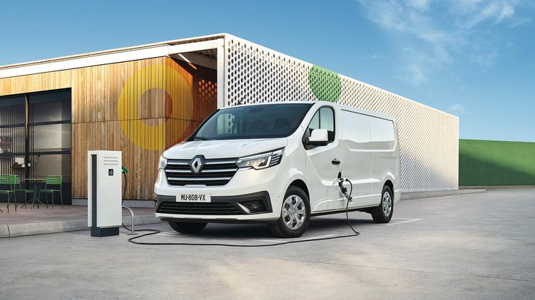 RENAULT TRAFIC SL30 90kW 52kWh Advance Van Auto