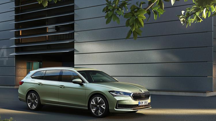 SKODA SUPERB ESTATE 1.5 TSI e-TEC SE Technology 5dr DSG