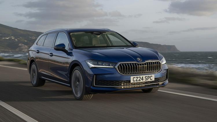 SKODA SUPERB ESTATE 1.5 TSI e-TEC SE Technology 5dr DSG