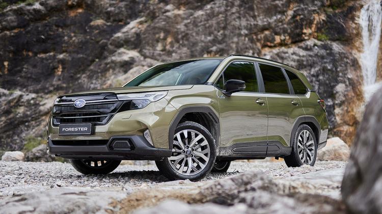 SUBARU FORESTER ESTATE 2.0i e-Boxer Limited 5dr Lineartronic