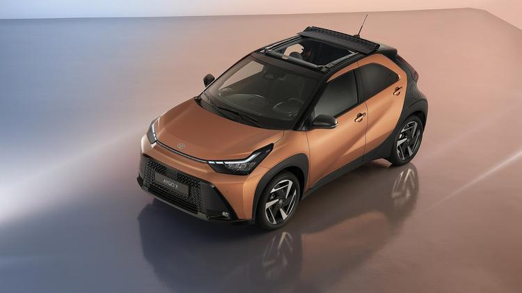 TOYOTA AYGO X HATCHBACK 1.5 Hybrid Icon 5dr CVT [Convenience Pack]